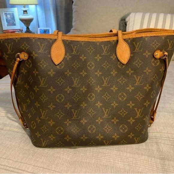 Authentic Louis Vuitton Neverfull MM - Picture 1 of 10